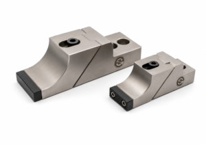 Lateral clamps
